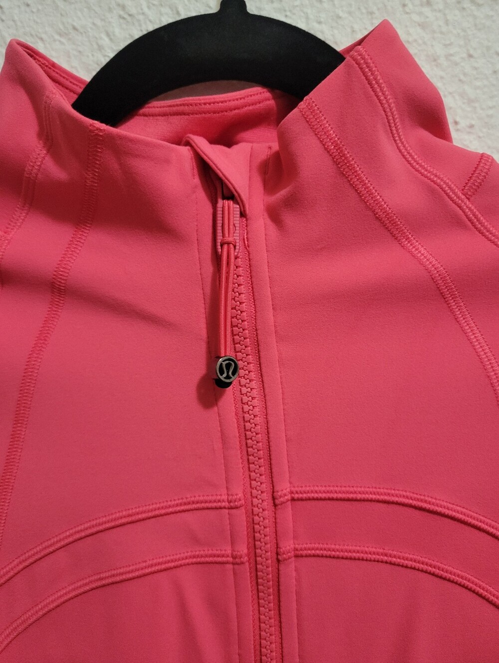 Rare Lululemon x Disney Define Jacket Nulu - Picture 5 of 8